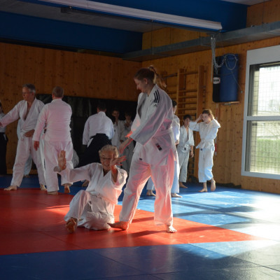 dsc 01645ef42124 feb5 9f3df9 fee3615d2997